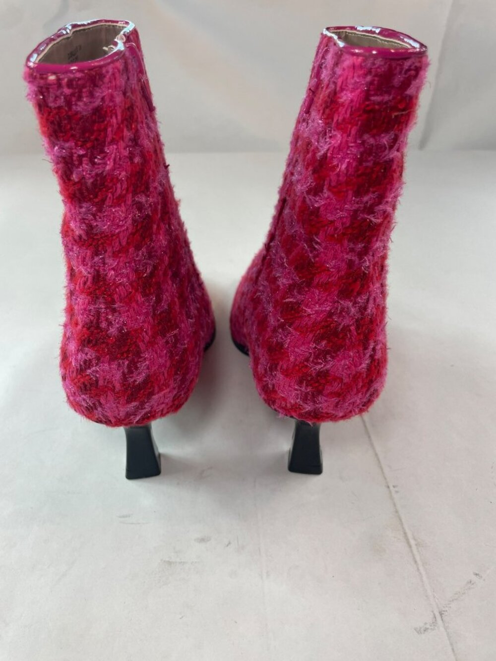 Betsey Johnson Louisa Fuchsia Checkered Knit Boots Pointed Toe Size 10 $129 NWT - Picture 7 of 10